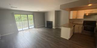 Fresh Paint and Updated Condo in Parkville MD! Gallery 5