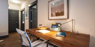 Hawthorne at Parkside Gallery 32