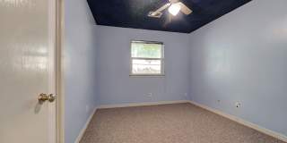 Charming 3-Bed, 1.5-Bath Home with 2-Car Garage Near NW 23rd & MacArthur Gallery 28
