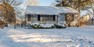 826 Oak St Gallery 1