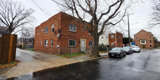 3207 11TH PL SE unit: 2 Gallery 1