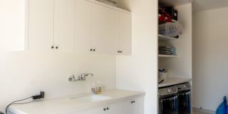 Fully Furnished Luxury Retreat in Pierpont! Gallery 32