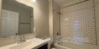 635 Jefferson Avenue Gallery 13