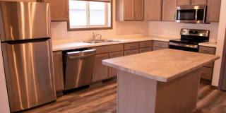 Spacious 2 Bed Southside Townhome! Spacious 2 Bed Southside Townhome! Gallery 6
