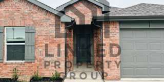 NEW CONSTRUCTION home in Broken Arrow Gallery 1