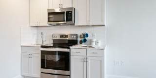 Windsor at Mariners Gallery 30