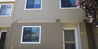 THREE BEDROOM TWO AND HALF BATH TWO STORY CONDO HOME NEAR HIGHWAY 101 AND 37 Gallery 1