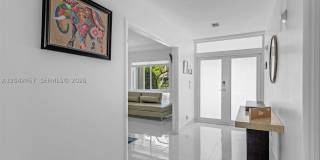 633 N Crescent Dr Gallery 9
