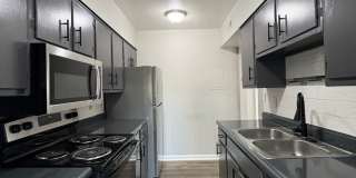 Bellagio West Living I Gallery 164