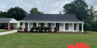 3428 Emerald St Gallery 1