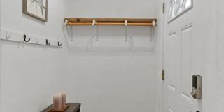Available NOW! 3 Bedroom 1 Bath Home in Denver! Gallery 4