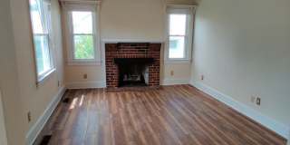 2 bedroom home with a garage Gallery 9