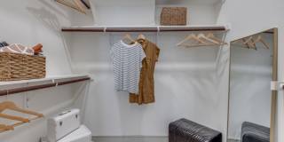 Theo Allen Gateway - Apartments & Townhomes Gallery 13