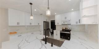 2187 WATERSIDE DRIVE Gallery 10