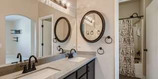AMAZING COMPLETELY REMODELED CONDO IN NW Gallery 11