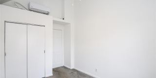 75 Maxwell Avenue Gallery 17