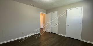 322 East Sumter Street Gallery 8