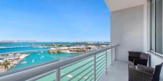 335 S Biscayne Blvd unit UPH-10 (A11957575) Gallery 1