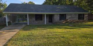 8 Helen Street Gallery 1