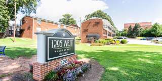 1295 West Gallery 25