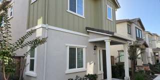 Beautiful 3 bed 2 bath in Roseville! Gallery 1
