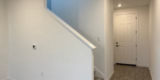 Beautiful 3 bed /2.5 bath Waiting For You!  SOLAR!!  Please read entire ad for viewings! Gallery 6