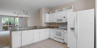 3 Bed 2, Full Bath, 2 Half Bath, 1 Car Garage Townhome near MacDill AFB Gallery 17