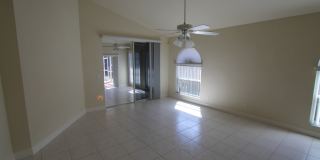 ** PET FRIENDLY **NAPLES PARK - NO HOA - POOL & SPA HOME - CLOSE TO BEACH! - ANNUAL Gallery 5