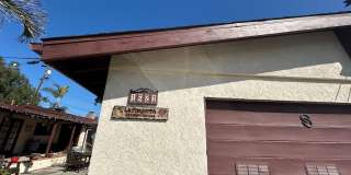 Cozy 2-Bedroom Duplex with Fireplace & Sunroom in Vista – Don’t Miss Out! Gallery 4