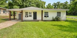 1314 Oak Drive Gallery 1