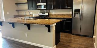 Updated 4 Bedroom Lacey/Hawks Prairie Home for Rent Gallery 8
