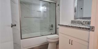 1965 SW Silver Pine Way Gallery 7