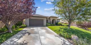 GUARD GATED ANTHEM COUNTRY CLUB SINGLE STORY HOME Gallery 3