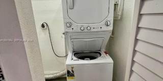 2620 NW 18th Ter Gallery 7