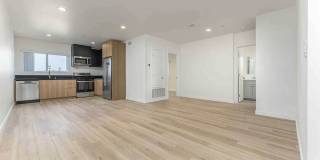 2101 S Burnside Ave Gallery 1