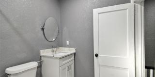 6810 N NAVIN AVENUE Gallery 45
