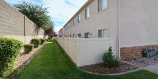 Great Location! Lots of Amenities Gallery 21