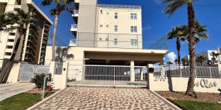 2700 Gulf Boulevard Gallery 2