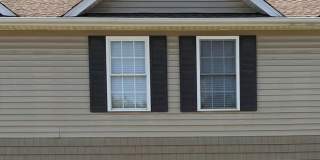 2 Bedroom || 1.5 Bathroom Townhome Gallery 1