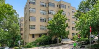 Adams Morgan/Mount Pleasant One Bedroom W/All Energy Utilities Included! Gallery 1