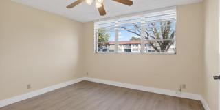 830 S Hollybrook Drive unit: 204 Gallery 6