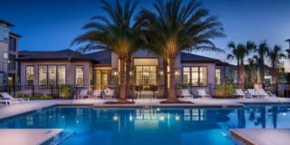 Tapestry at Lake Park Gallery 18