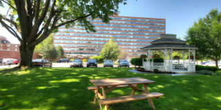 1600 East Avenue Apartments Gallery 14