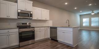 2 bedroom 2.5 bath home located in Fayetteville, AR Gallery 4