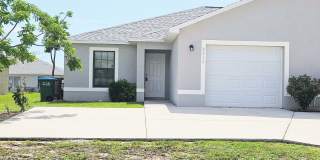 Like New 3 bedroom, 2bath 1 car garage Like New 3 bedroom, 2bath 1 car garage Gallery 1