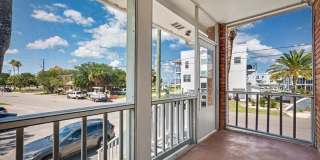 22 COMARES Avenue Gallery 21