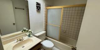 Beautiful 4 Bedroom Home Gallery 13