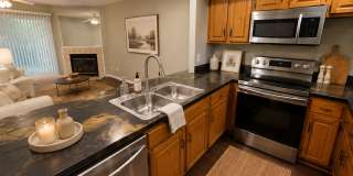 2BR/2.5BA Townhome with Fenced Backyard, Garage, & Fireplace! Move-In Ready! 2BR/2.5BA Townhome with Fenced Backyard, Garage, & Fireplace! Move-In Ready! Gallery 8