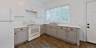 **Charming 3-Bedroom Historic Home with Covered Porch and Large Yard** Gallery 8