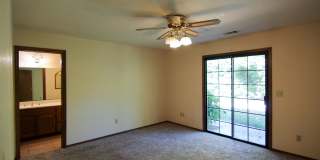 3 Bedroom Home for Rent in Redding CA | Office, RV Parking, Fenced Yard & 2-Car Garage Gallery 14
